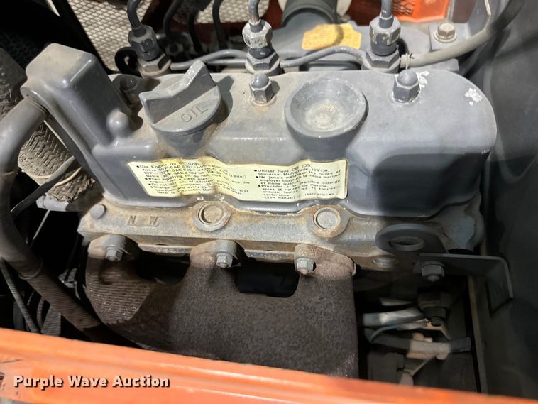 image for item NT9019 Kubota  B7100HST MFWD tractor