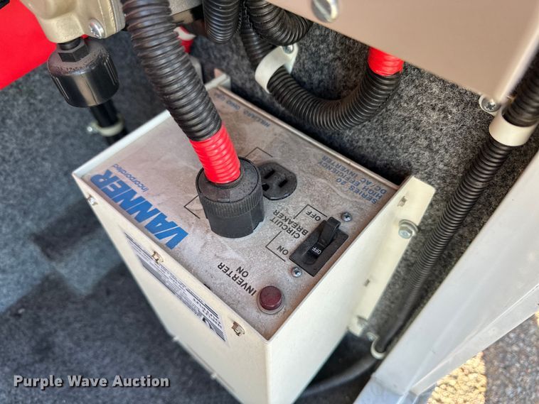 image for item OA9718 1992 Ford E350 ambulance