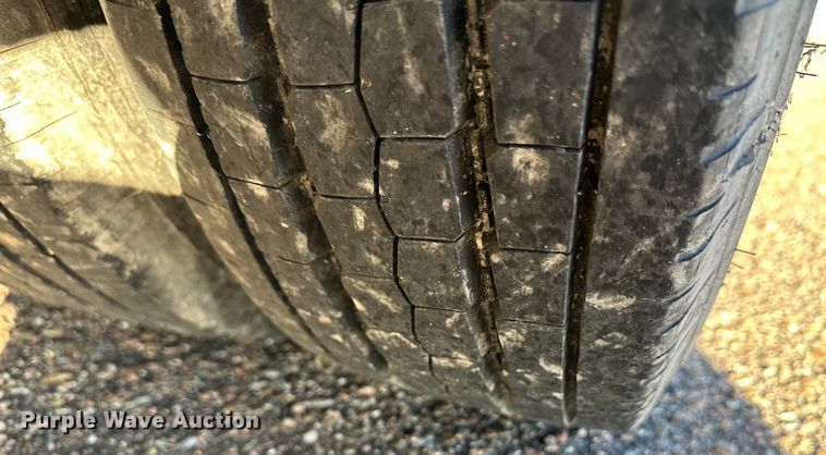 image for item OA9718 1992 Ford E350 ambulance