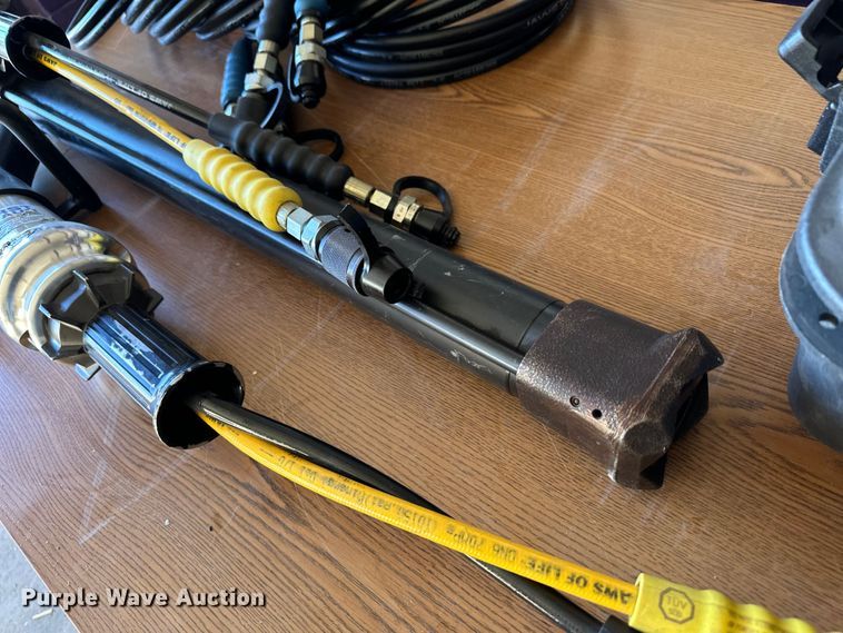 image for item OA9721 Rescue equipment