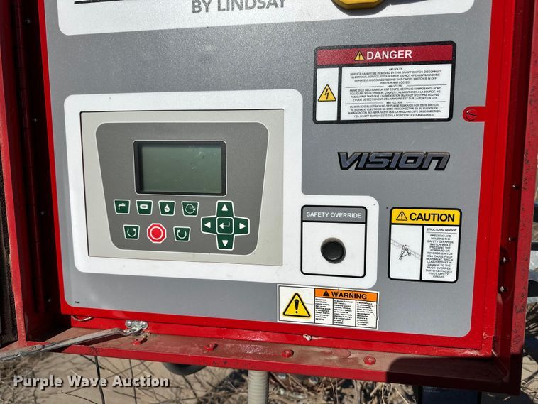 image for item OA9729 Zimmatic Vision 9500P irrigation pivot