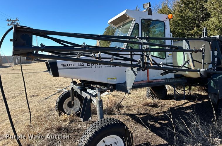 image for item OA9730 Melroe 220 Spra-Coupe sprayer