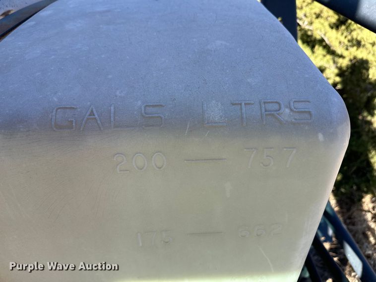 image for item OA9730 Melroe 220 Spra-Coupe sprayer