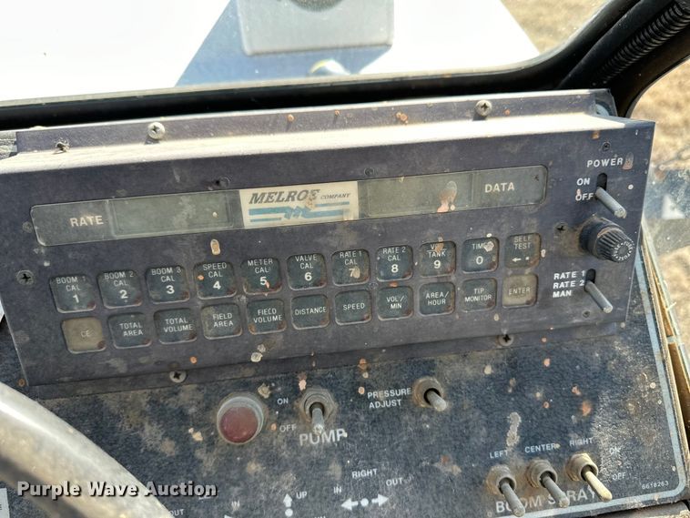 image for item OA9730 Melroe 220 Spra-Coupe sprayer