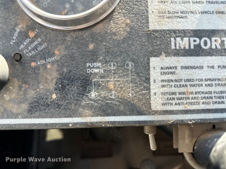 image for item OA9730 Melroe 220 Spra-Coupe sprayer