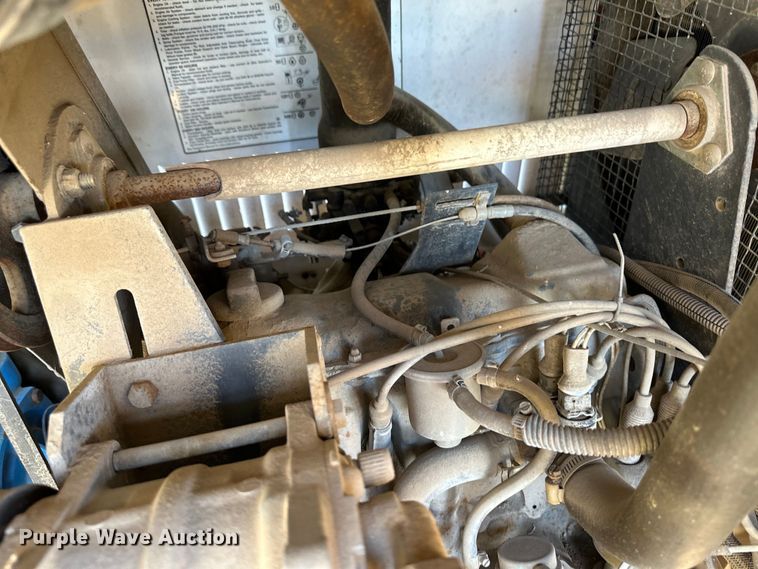 image for item OA9730 Melroe 220 Spra-Coupe sprayer