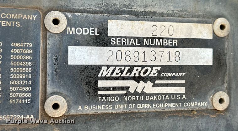 image for item OA9730 Melroe 220 Spra-Coupe sprayer