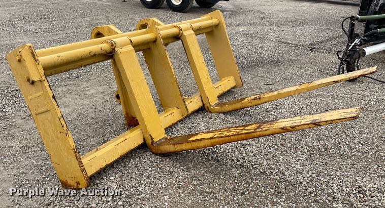 image for item OG9845 Caterpillar  60