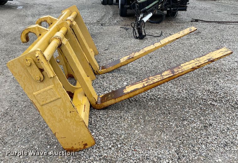 image for item OG9845 Caterpillar  60