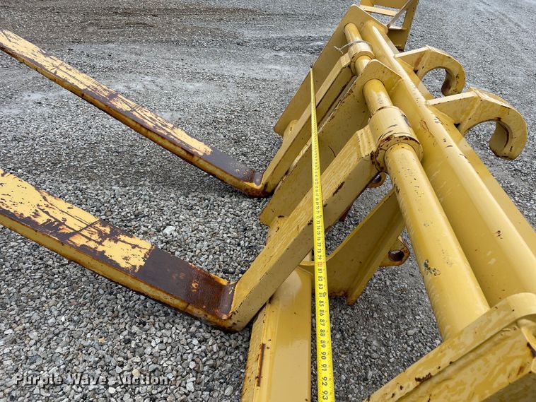 image for item OG9845 Caterpillar  60