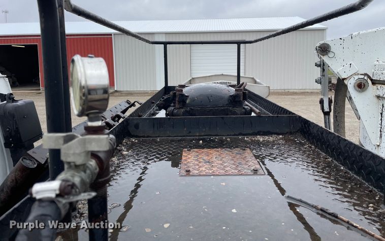 image for item OG9847 1997 GMC  7500 asphalt patch truck