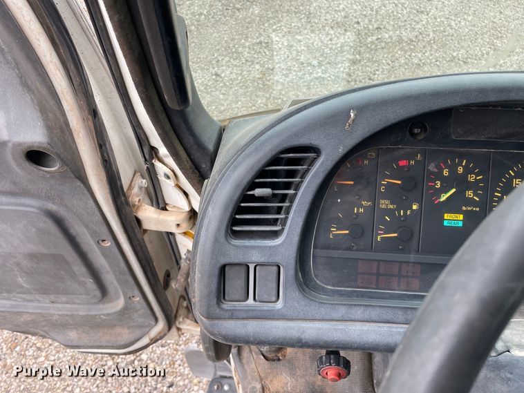 image for item OG9847 1997 GMC  7500 asphalt patch truck