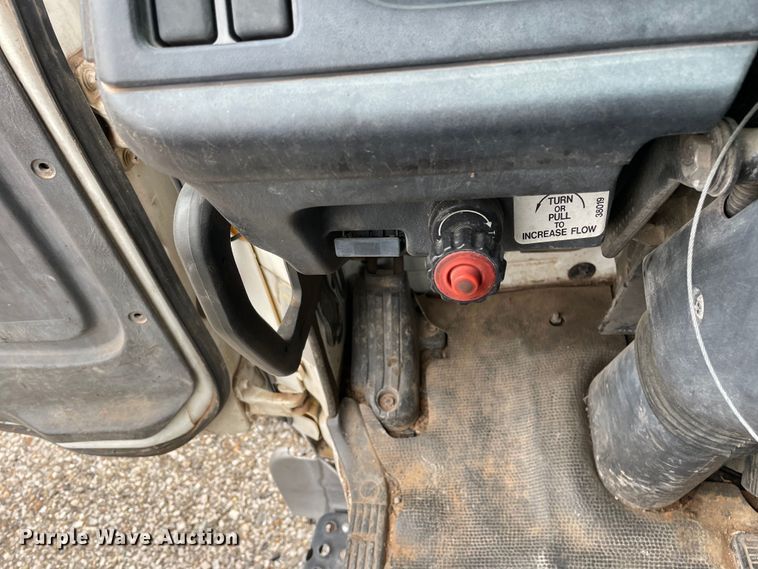 image for item OG9847 1997 GMC  7500 asphalt patch truck