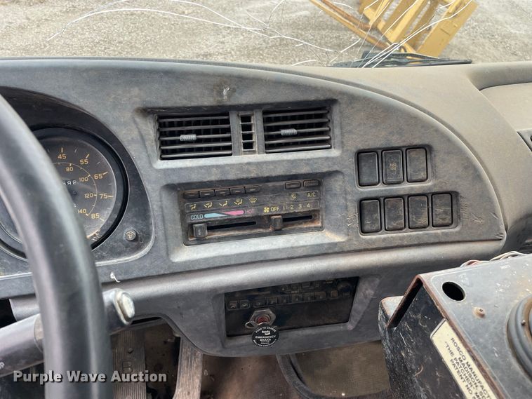 image for item OG9847 1997 GMC  7500 asphalt patch truck