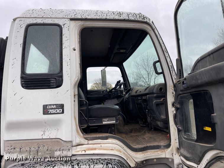 image for item OG9847 1997 GMC  7500 asphalt patch truck