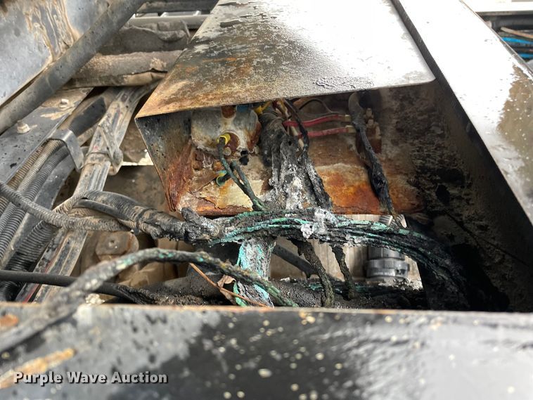 image for item OG9847 1997 GMC  7500 asphalt patch truck