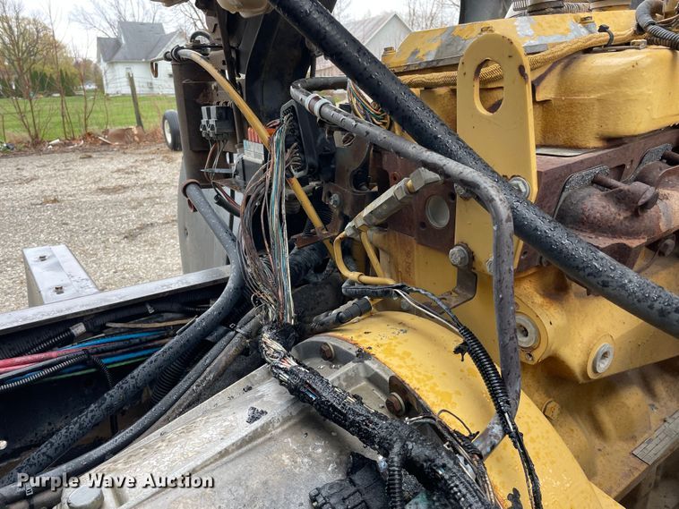 image for item OG9847 1997 GMC  7500 asphalt patch truck