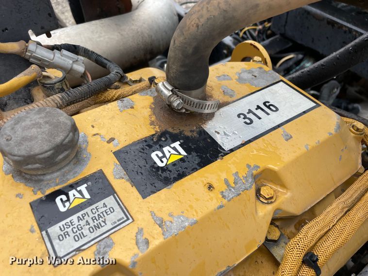 image for item OG9847 1997 GMC  7500 asphalt patch truck