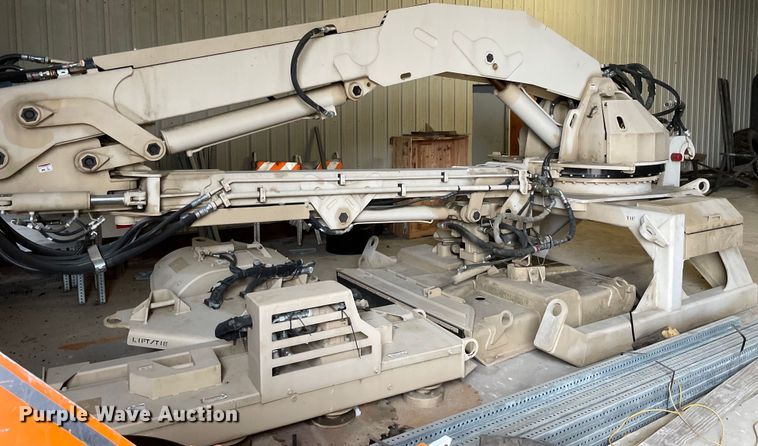 image for item OG9848 2015 Caterpillar  wheel loader mower system 