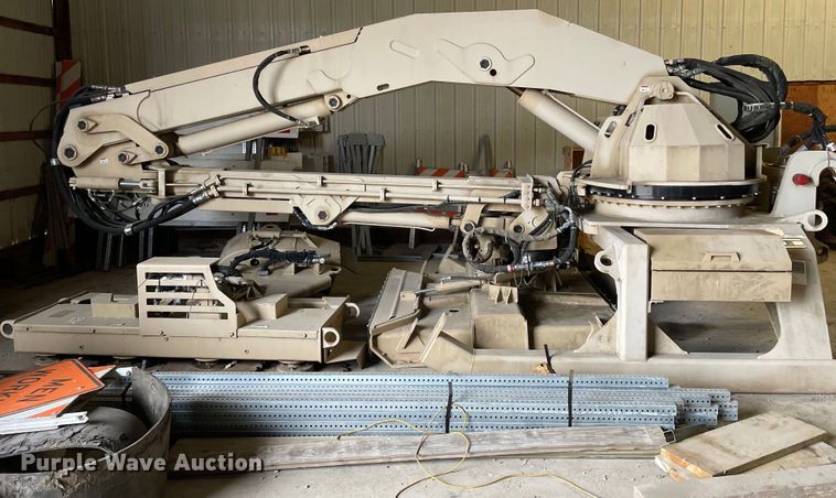 image for item OG9848 2015 Caterpillar  wheel loader mower system 