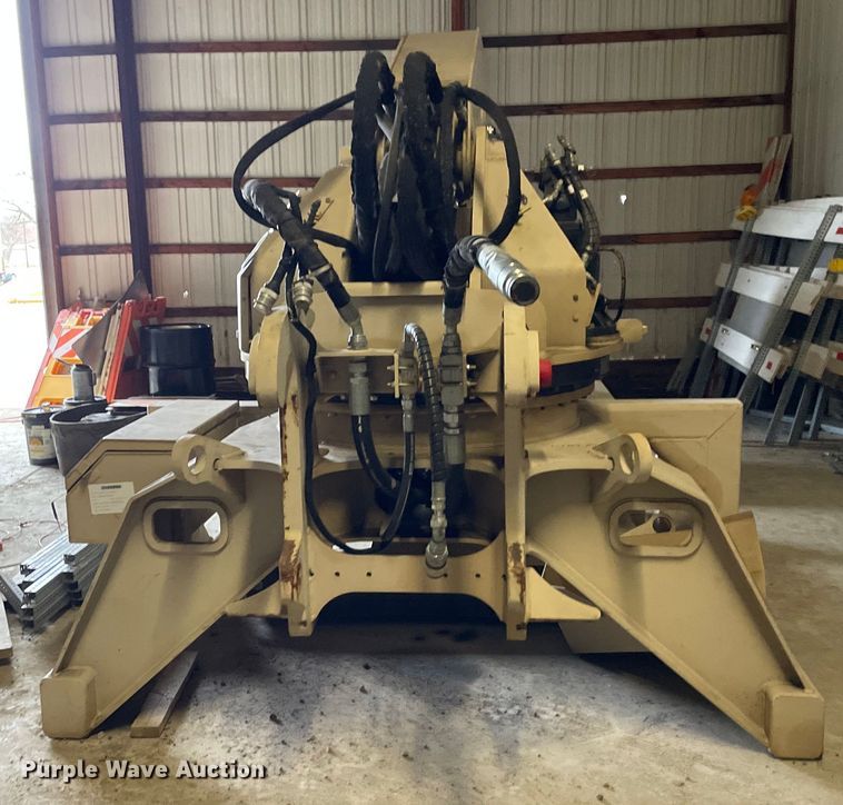 image for item OG9848 2015 Caterpillar  wheel loader mower system 