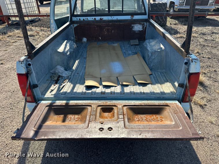 image for item OI9251 1991 Chevrolet S10 pickup truck