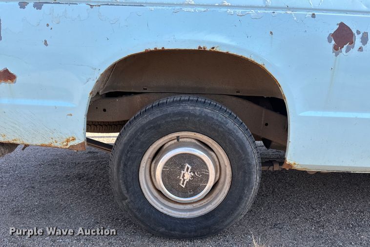 image for item OI9251 1991 Chevrolet S10 pickup truck