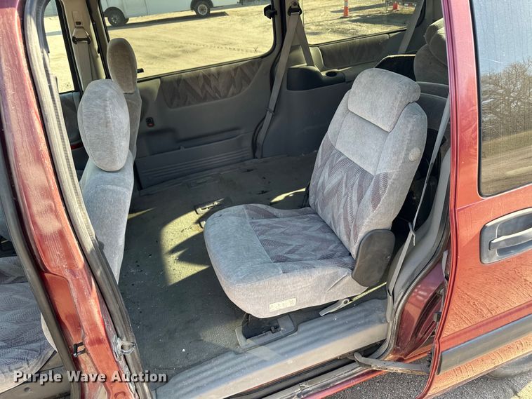 image for item OI9252 1999 Chevrolet Venture van