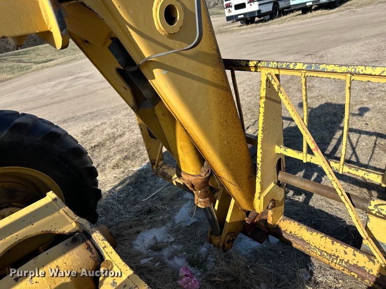 image for item OI9253 1992 Liftall LPR-60 telehandler