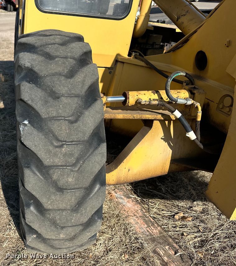 image for item OI9253 1992 Liftall LPR-60 telehandler