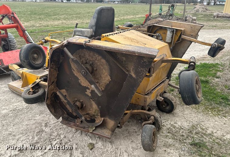 image for item OJ9469 Hustler 925008 ZTR lawn mower