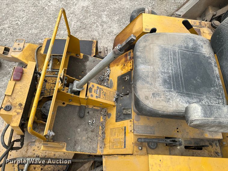 image for item OJ9469 Hustler 925008 ZTR lawn mower