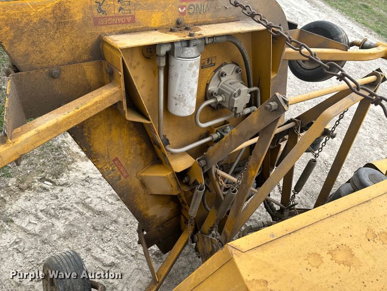 image for item OJ9469 Hustler 925008 ZTR lawn mower