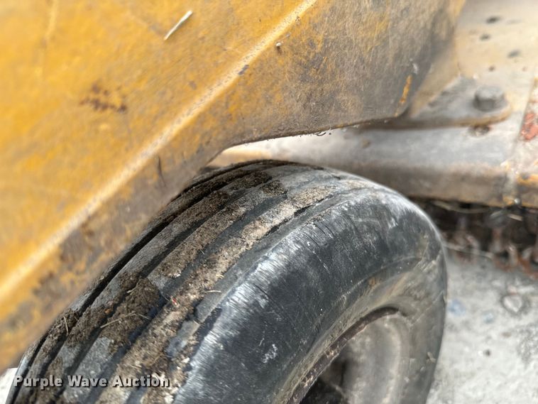 image for item OJ9469 Hustler 925008 ZTR lawn mower