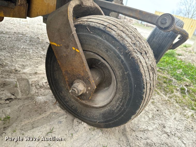 image for item OJ9469 Hustler 925008 ZTR lawn mower