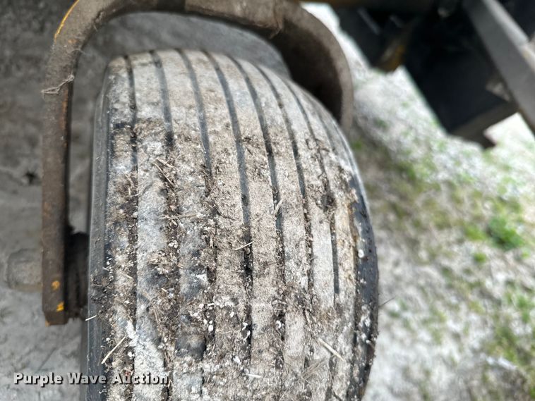 image for item OJ9469 Hustler 925008 ZTR lawn mower