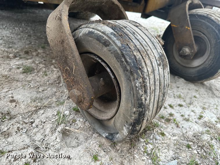 image for item OJ9469 Hustler 925008 ZTR lawn mower