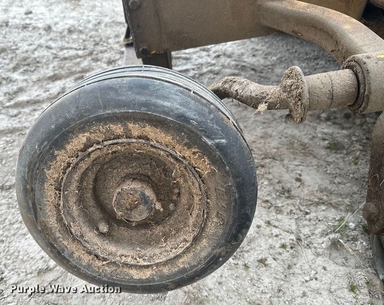 image for item OJ9469 Hustler 925008 ZTR lawn mower