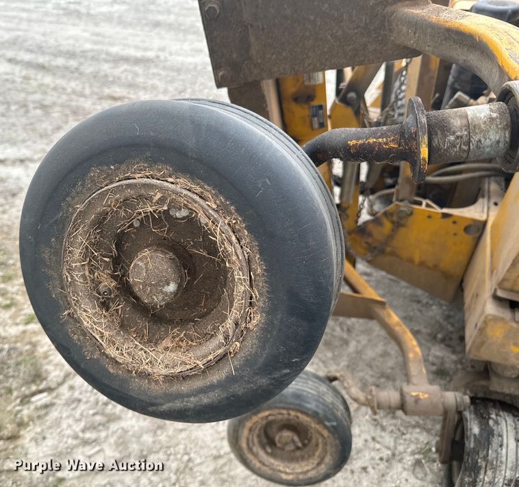 image for item OJ9469 Hustler 925008 ZTR lawn mower