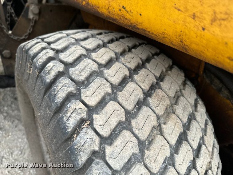 image for item OJ9469 Hustler 925008 ZTR lawn mower