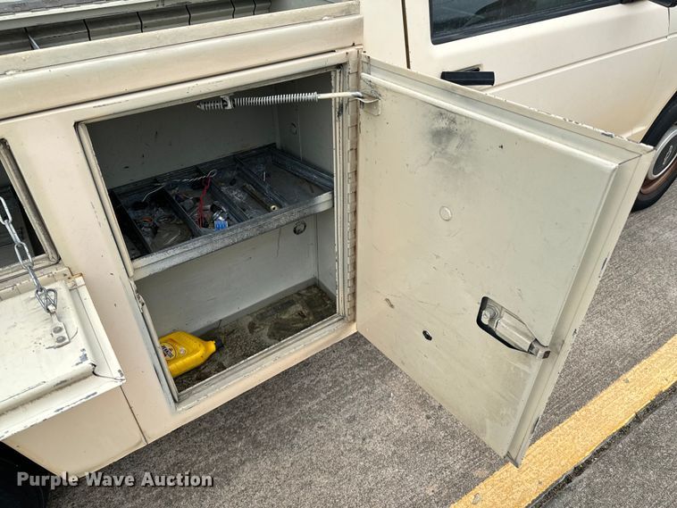 image for item OJ9690 1991 Chevrolet S10 utility bed pickup truck