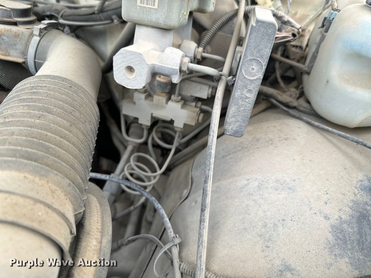 image for item OJ9690 1991 Chevrolet S10 utility bed pickup truck