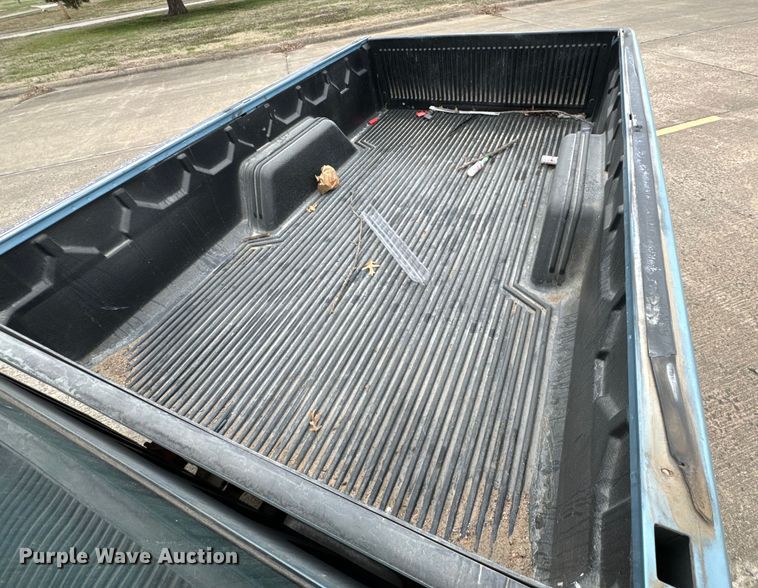 image for item OJ9691 1991 Chevrolet C1500 pickup truck