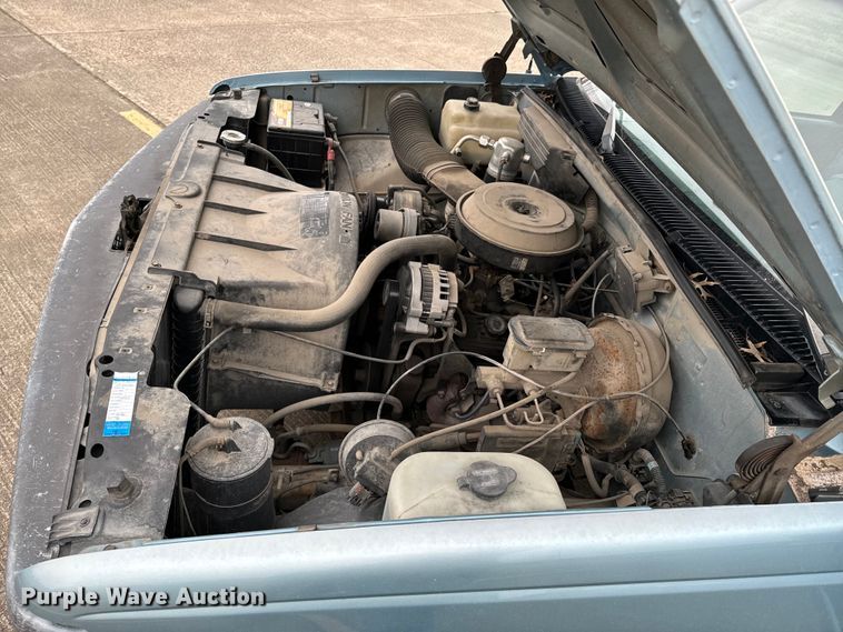 image for item OJ9691 1991 Chevrolet C1500 pickup truck