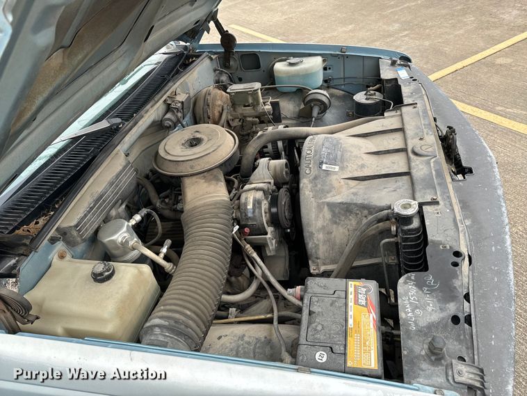 image for item OJ9691 1991 Chevrolet C1500 pickup truck