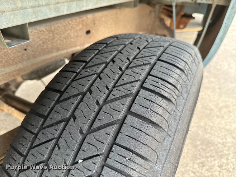 image for item OJ9691 1991 Chevrolet C1500 pickup truck