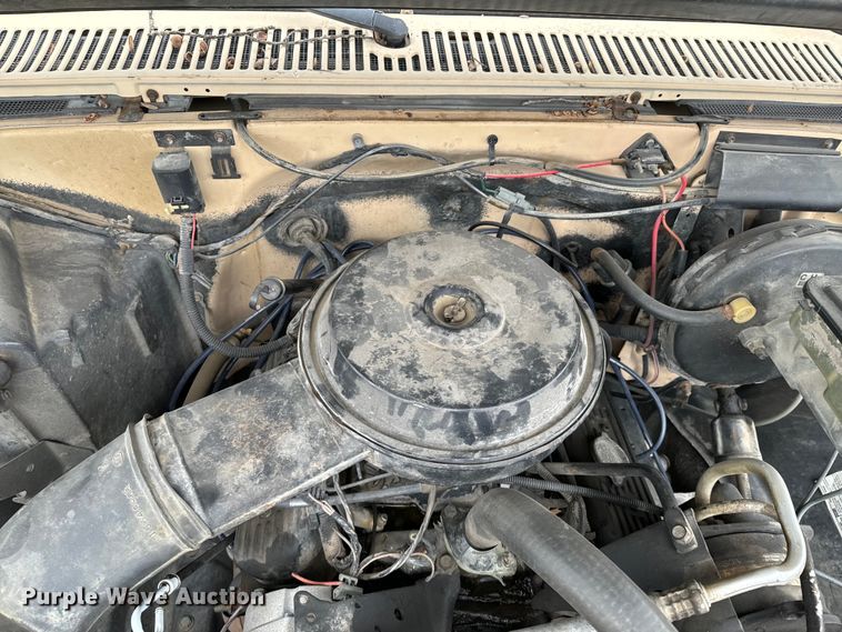 image for item OJ9692 1987 Chevrolet  C10 pickup truck