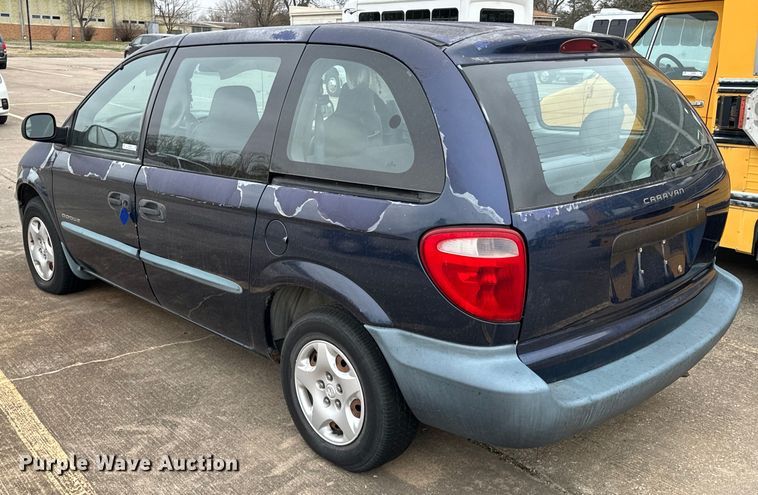 image for item OJ9693 2001 Dodge Caravan SE van