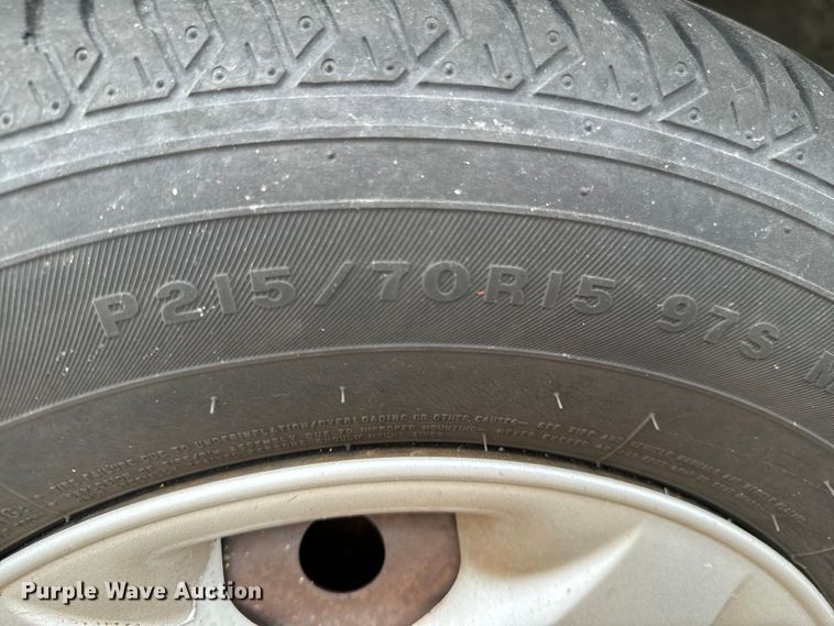 image for item OJ9693 2001 Dodge Caravan SE van