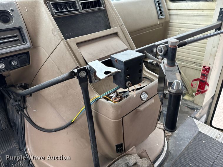 image for item OJ9694 1992 GMC Vandura school bus